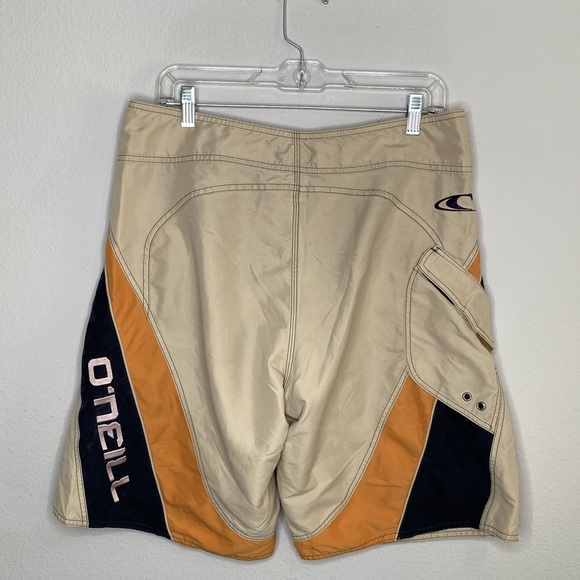 Men’s O’Neill Tan Board Shorts Size M - Picture 2 of 3